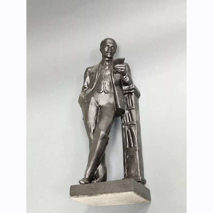 V.I. Lenin Statuette with Book | Rare Soviet-Era Collectible - Image 13