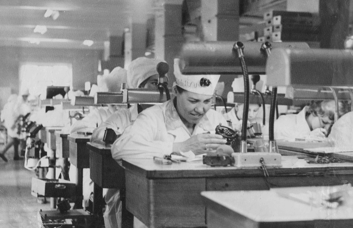 Watch factory "Molnija" Work in the workshop