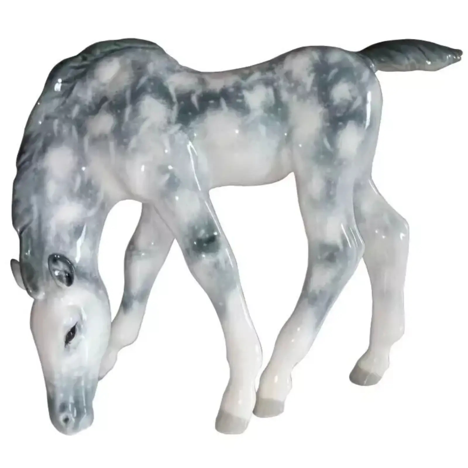 Grazing foal Grey in apples (6) Sculpture Grazing foal Grey in apples. Lomonosov