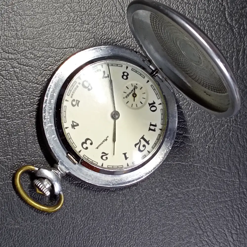 IMG_20241016_185251 Pocket watch Molnija Vintage Soviet Gvardiya