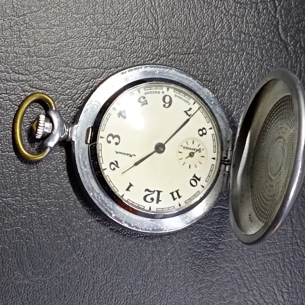 IMG_20241016_185256 Pocket watch Molnija Vintage Soviet Gvardiya