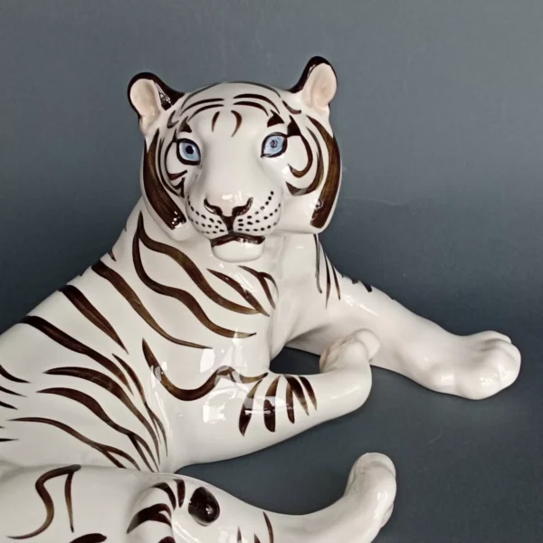 Tiger big Black and white